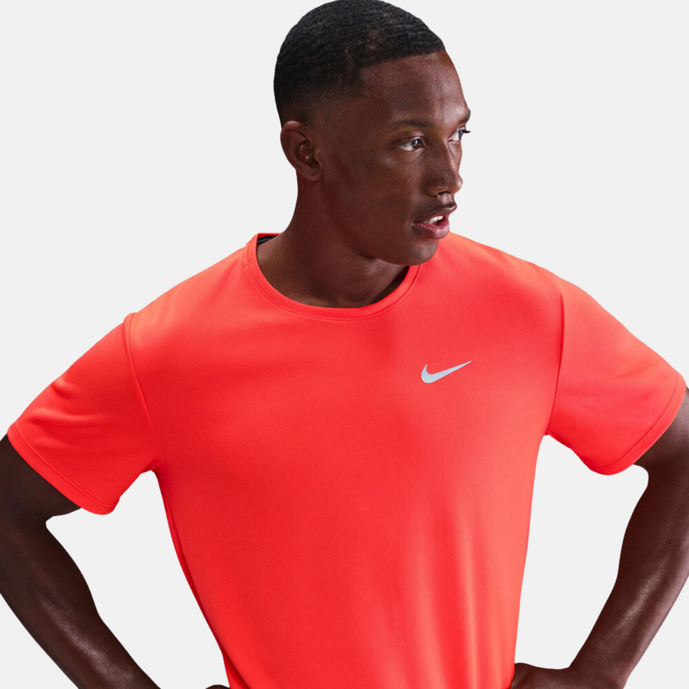 Nike Miler T-Shirt / Challenger Shorts Set - Crimson/Black