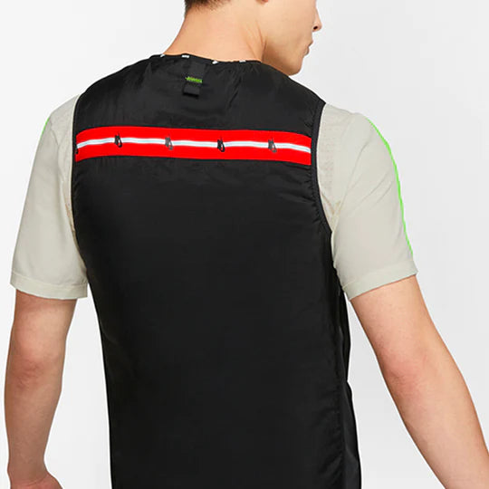 NIKE MEEKZ WILDRUN GILET / VEST - BLACK