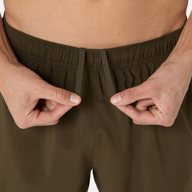 Asics Core 7 Inch Shorts - Olive