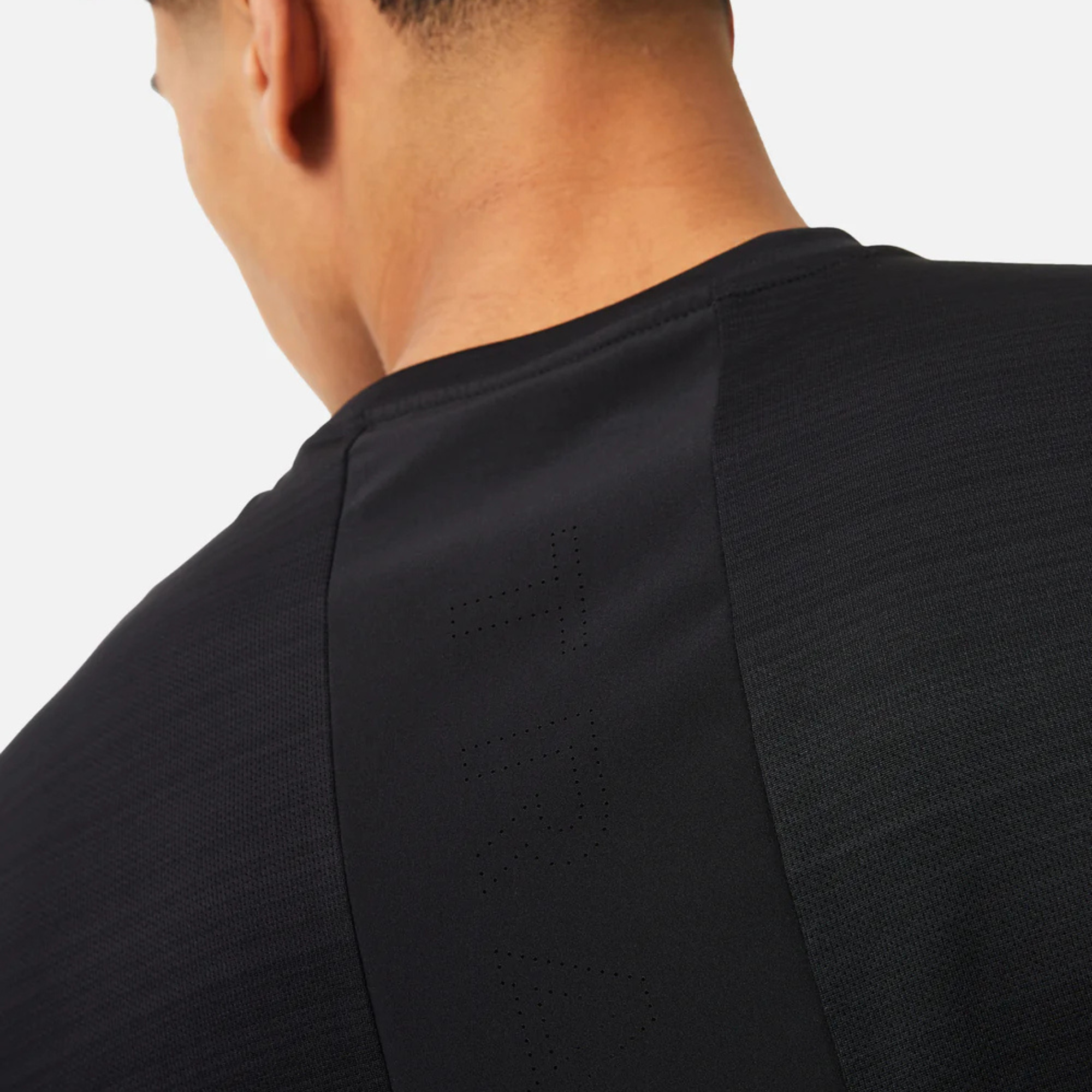 Trailberg Cloud T-Shirt / Essentials Shorts Set - Black