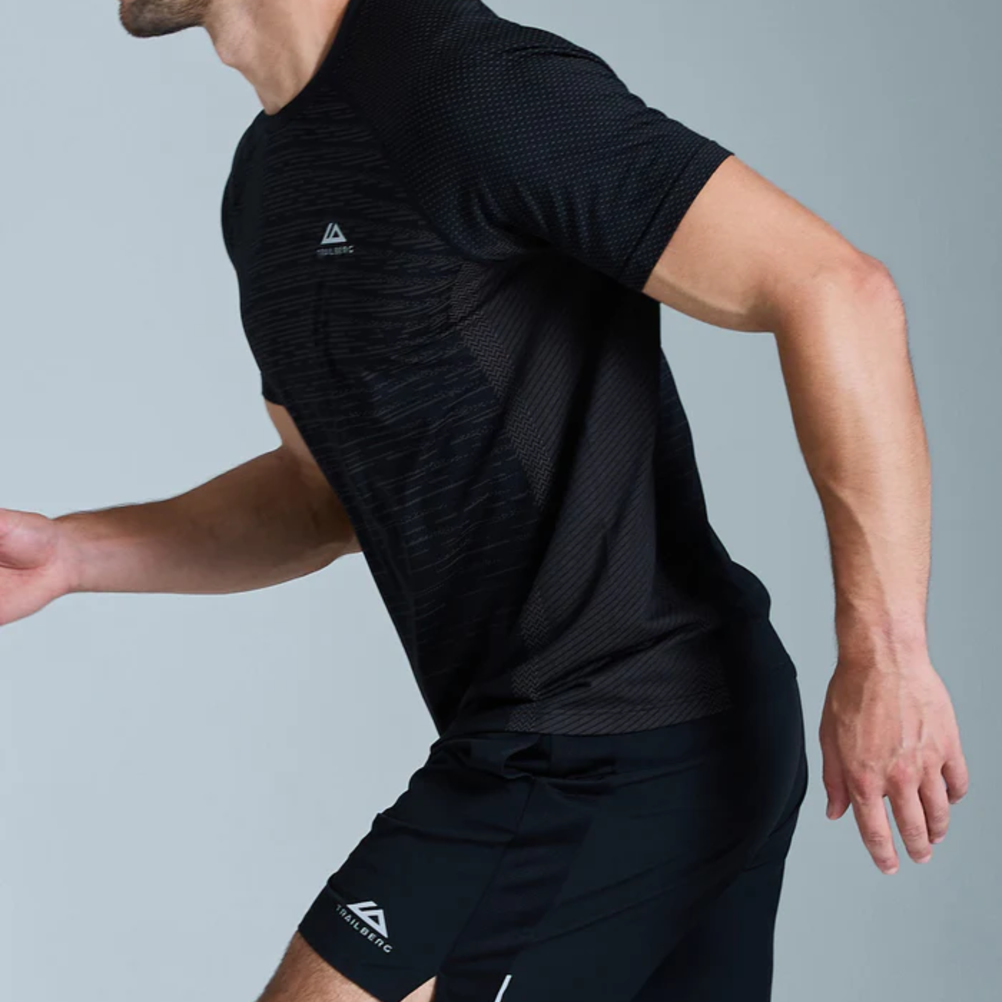 Trailberg Form Seamless T-Shirt - Black/Moon Grey