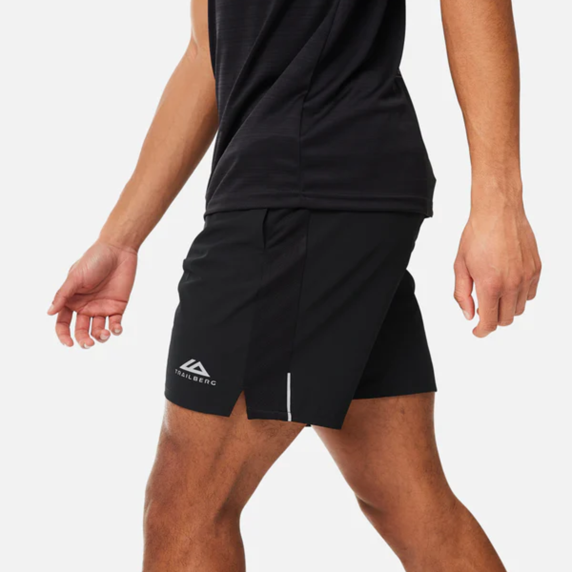 Trailberg Cloud T-Shirt / Essentials Shorts Set - Black