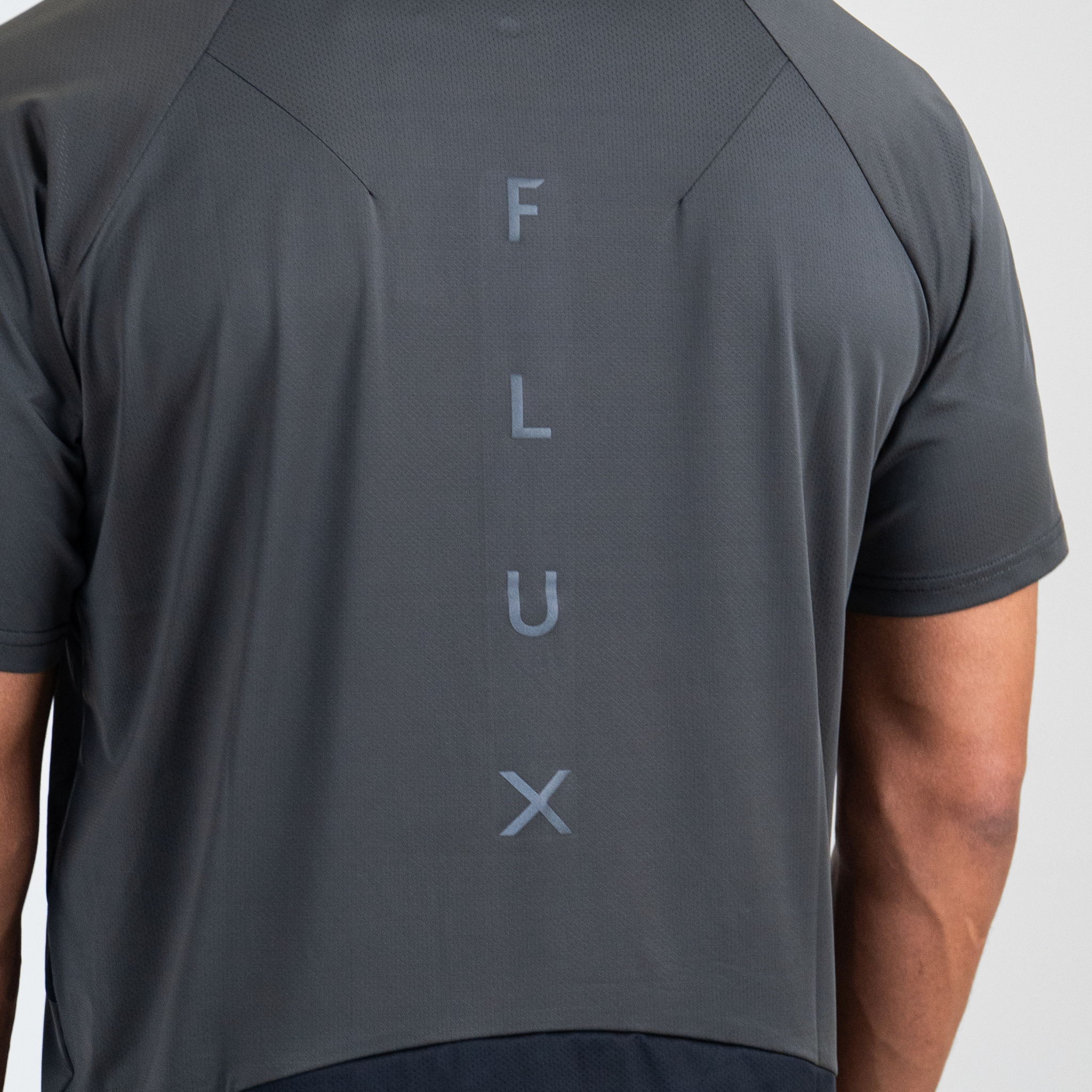 Flux Tech T-Shirt - Charcoal