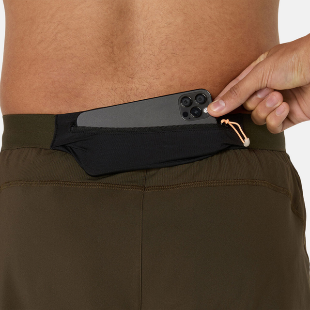 Asics Core T-Shirt / Road Shorts Set - Bronzine/Yellow