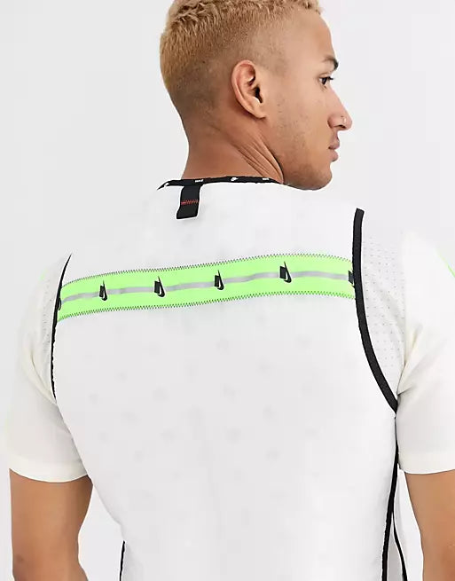 NIKE WILDRUN AEROLAYER GILET / VEST - WHITE