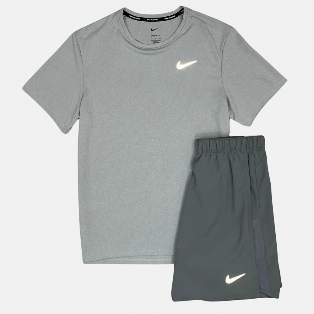 Nike Miler T-Shirt / Challenger Shorts Set - Grey