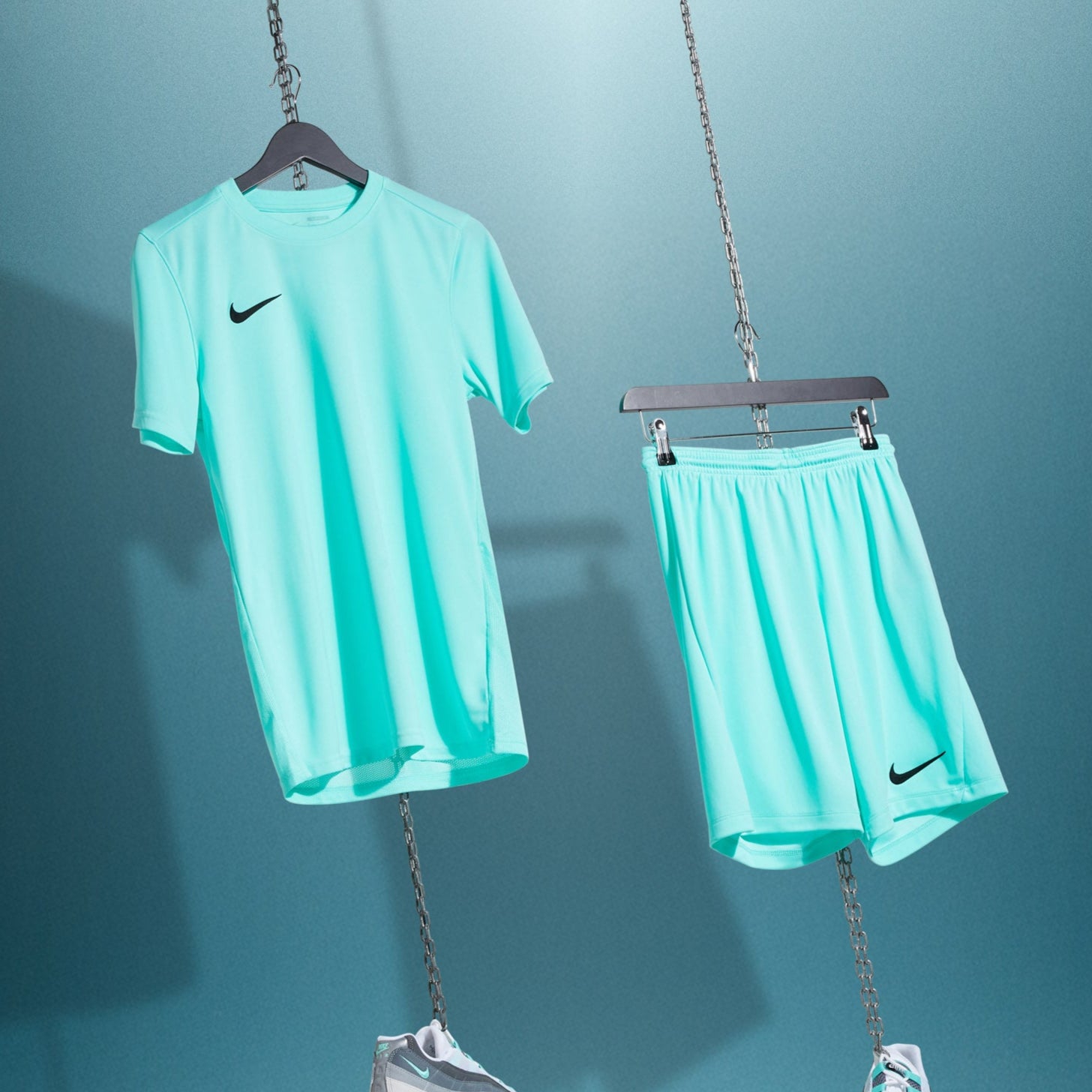 Nike Dri-Fit Tshirt / Shorts Set - Hyper Turquoise