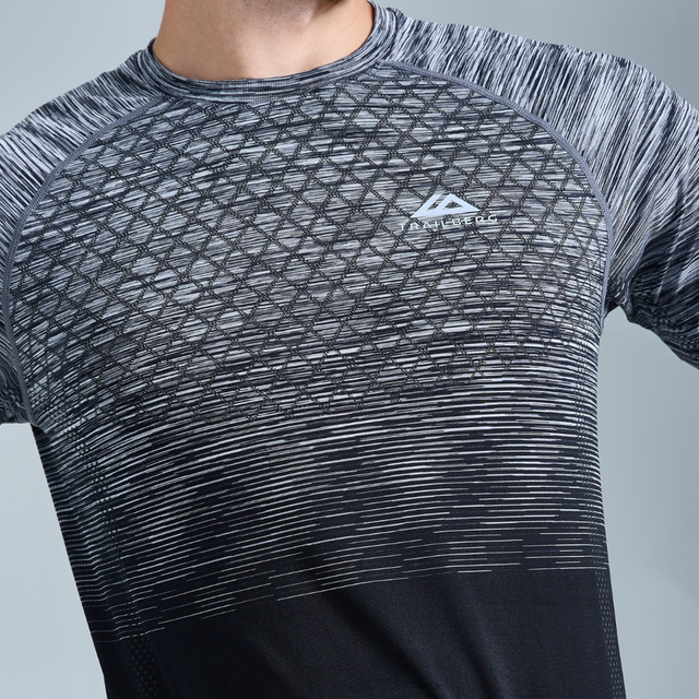 Trailberg Stride Seamless T-Shirt - Moon Grey/Black