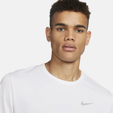 Nike Miler T-Shirt / Challenger Shorts Set - White/Black