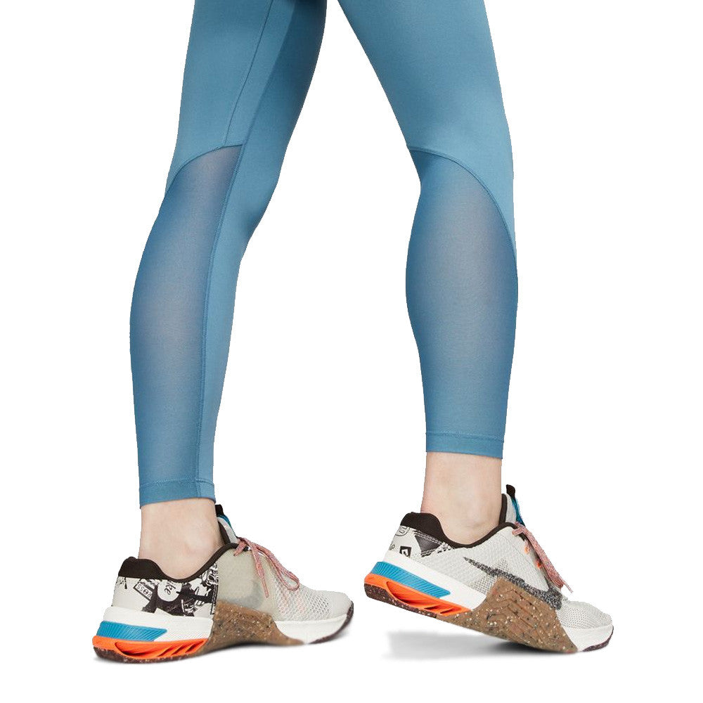 Nike Women's Mid Rise One Leggings - Baby Blue