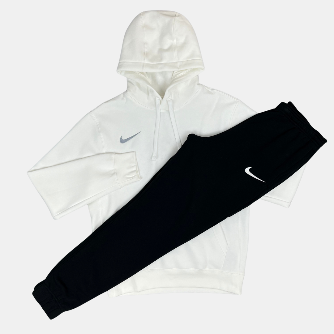 Nike black and white sweatsuit sale