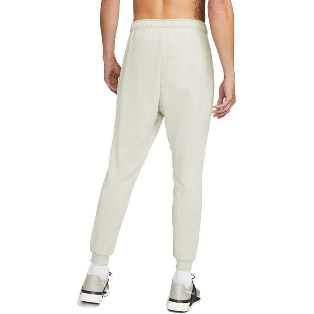 Nike therma best sale tapered training pants