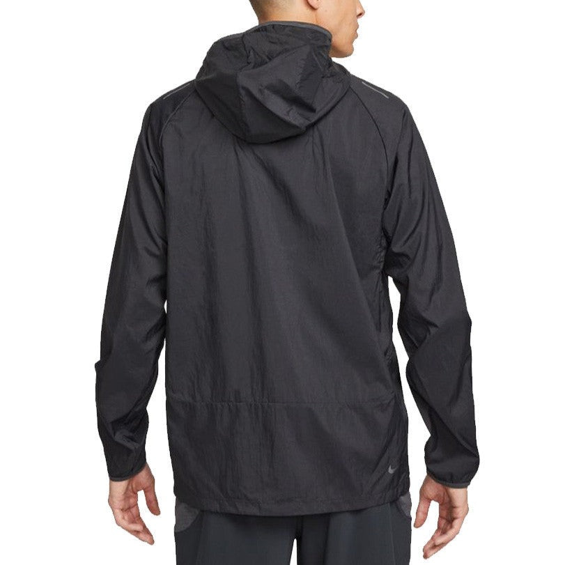 Nike Trail Aireez Lightweight Running Jacket - Black – DripUnion